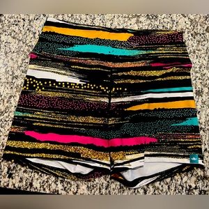 WOD Bottom High Waist 90’s Print Shorts Size L